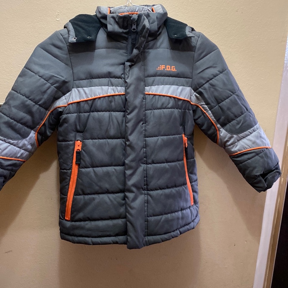 Grey body winter coat